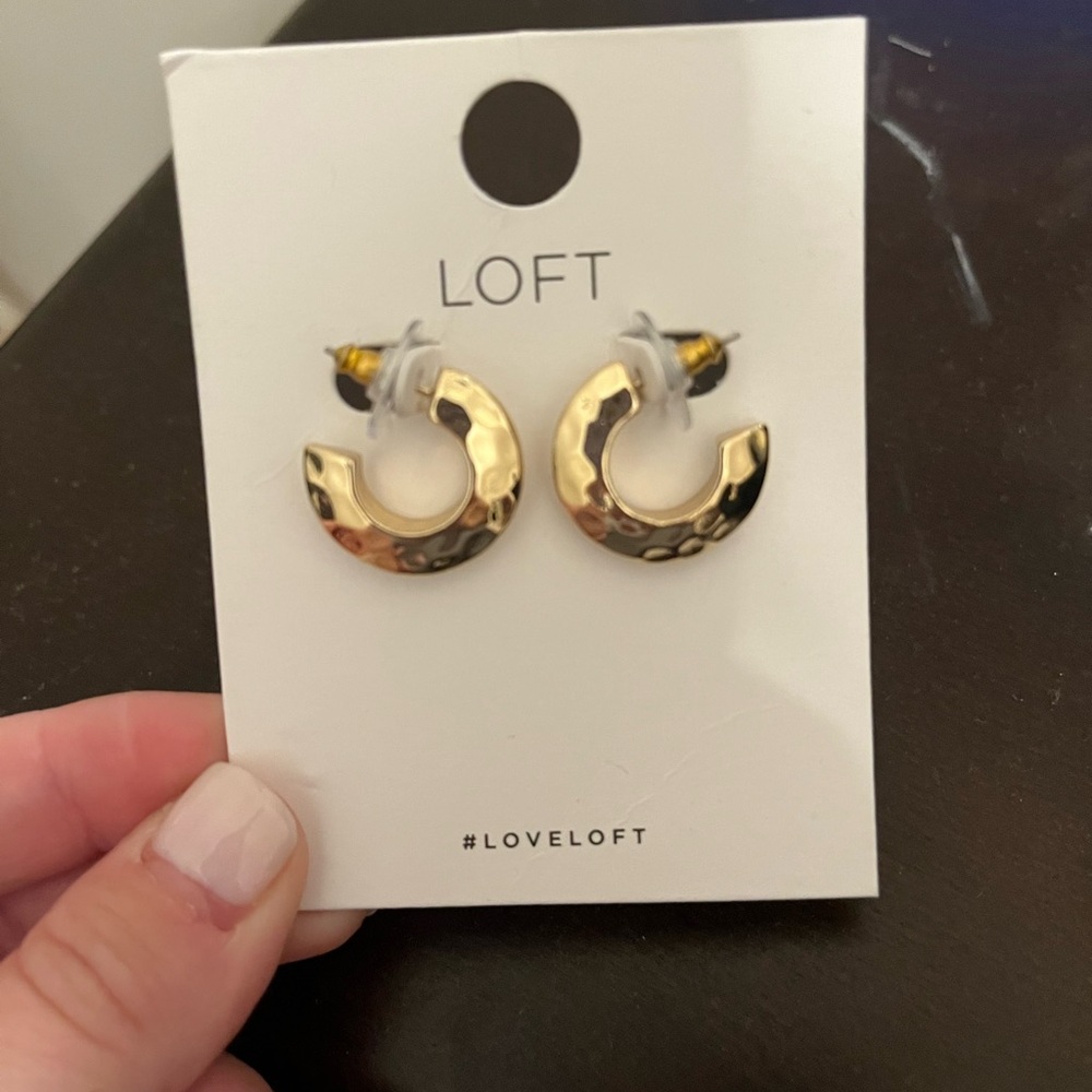 LOFT Gold hoop earrings. NWT never worn.